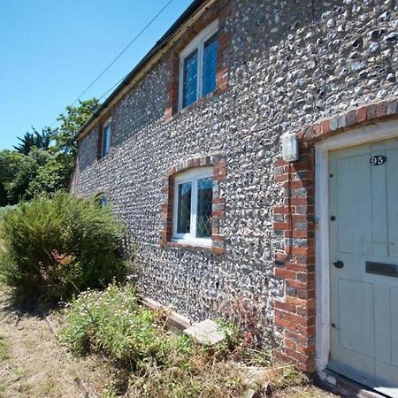 Wish Cottage Ratton Esterno foto