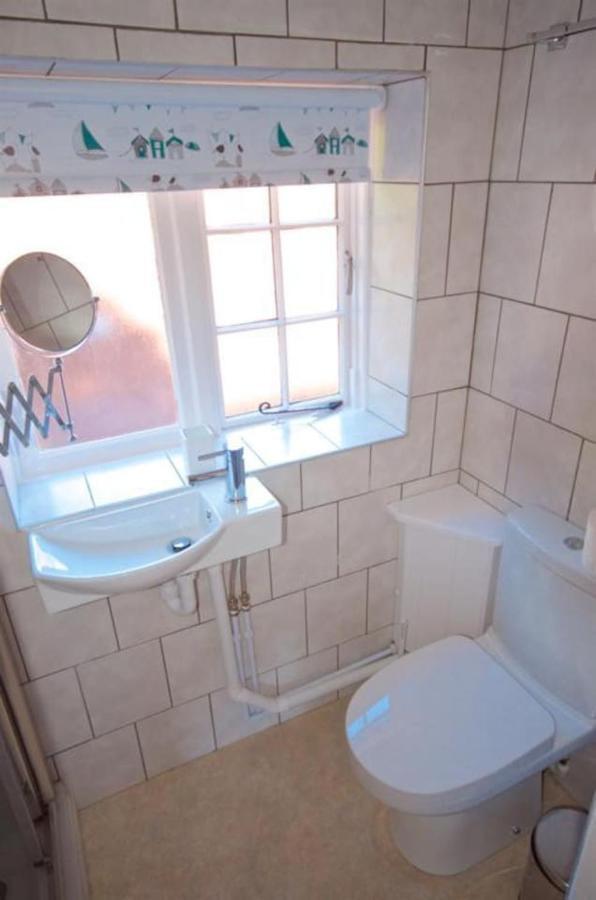 Wish Cottage Ratton Esterno foto